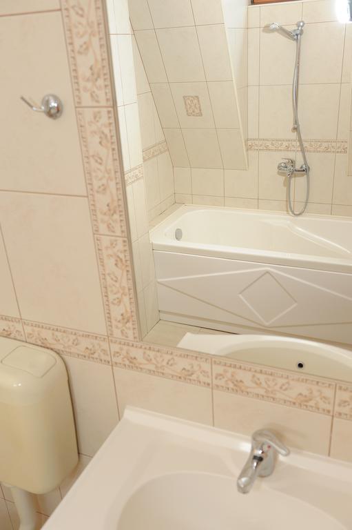 Complex Racic Hotel Voyvodinovo Quarto foto
